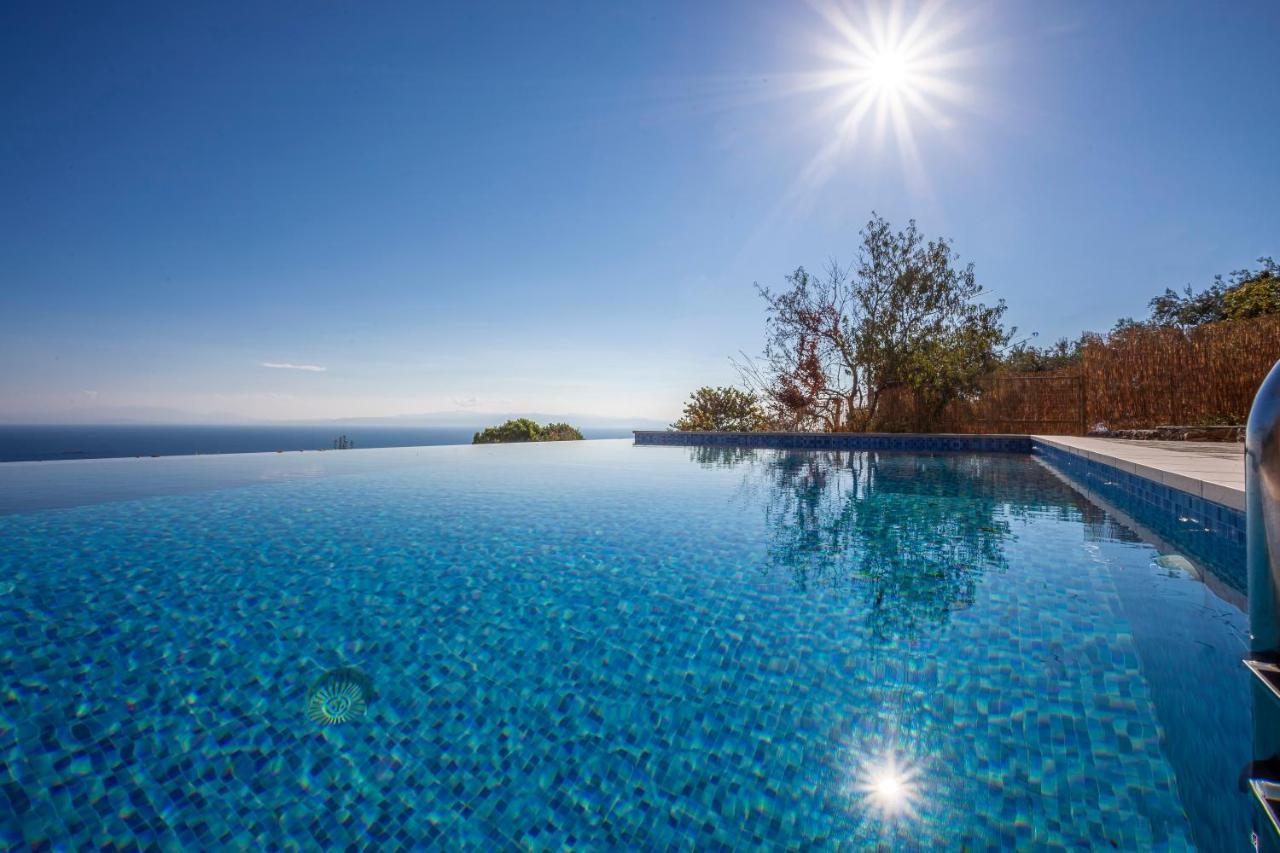 Olea Skopelos Villas With Swimming Pools & Sea View Panormos  Exterior photo
