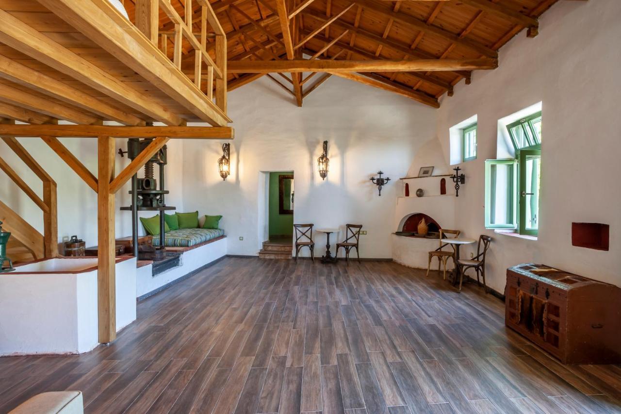 Olea Skopelos Villas With Swimming Pools & Sea View Panormos  Exterior photo